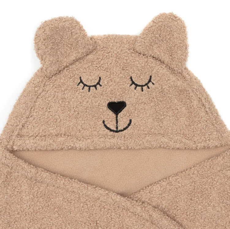 Wikkeldeken Bear Boucle in de kleur Biscuit - handig voor thuis en onderweg