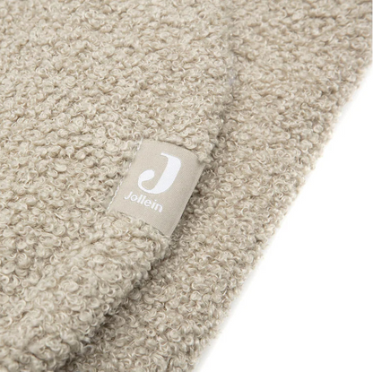 Wikkeldeken Bear Boucle in de kleur Olive Green - handig voor thuis en onderweg